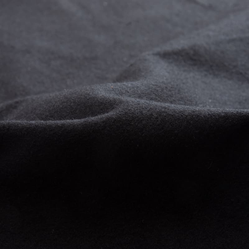 Begoodtex - Tissu ignifugé - 04870 Tissu polyester noir ignifugé simple face, occultant, pour usage scénique | 400 g/m² | 137 cm | EN 13773 Classe 1