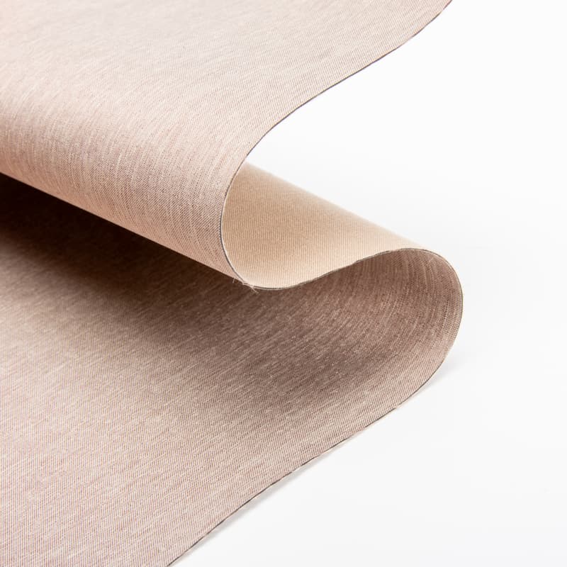 Begoodtex-vlamvertragende-stof-05529 Vlamvertragend, kationisch polyester composiet verduisteringsgordijnstof voor OEM-productie | 420 g/m² | 280 cm | BS 5867 Type C