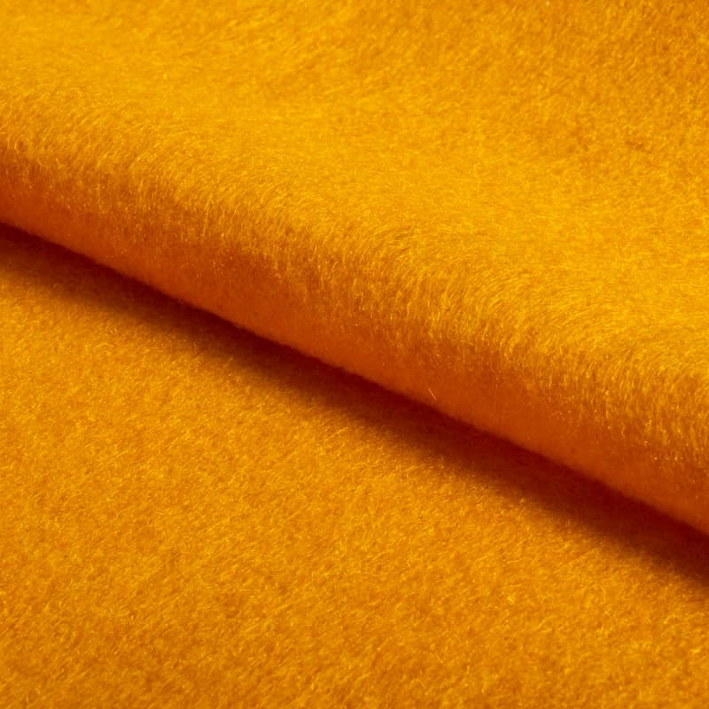 Ritardante di fiamma-Begoodtex-01322 Feltro isolante non tessuto in poliimmide ignifugo intrinseco per coperture di apparecchiature ad alta temperatura | 550 g/m² | 150 cm | EN ISO 11612