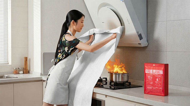 Why Fiberglass Fire Blankets Are Essential for Workshops 6 Fiberglass Fire Blankets