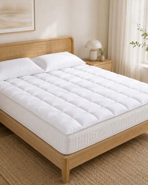 White Polyester Hotel Mattress Topper White Polyester Hotel Mattress Topper 200 g/m² OEKO-TEX Standard 100 Support OEM Project Supply