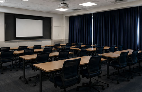 Soluciones de telas para cortinas opacas ignífugas 15 Aplicación de cortinas opacas para educación