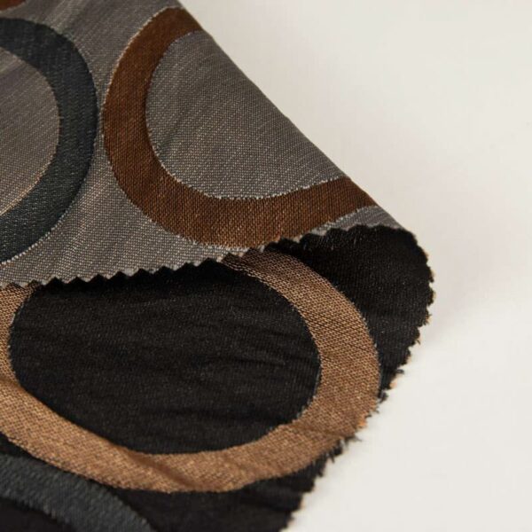 Flammhemmender, garngefärbter Jacquardstoff, 150 cm Breite, 100 % Polyester