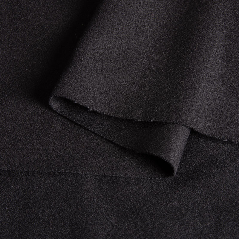 Schwer entflammbarer Wollstoff in Schwarz mit UV-Beständigkeit für Bühnen- und Theaterprojekte | 500 g/m² | 150 cm | EN 13773 Klasse 1