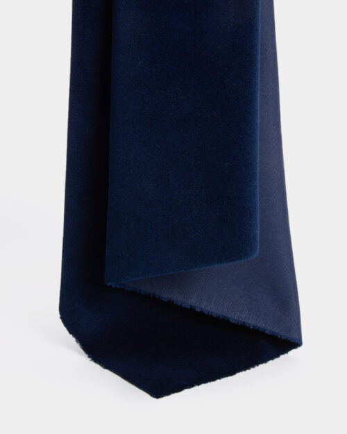 Flame-Retardant Woven Velvet 142cm Width, 500 g/m², 100% Polyester