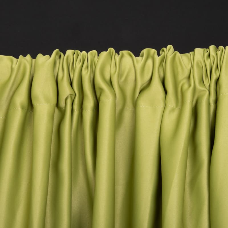 Fond de scène en polyester ignifugé avec œillets pour tringle et protection UV pour la décoration événementielle | 6 m × 2,8 m | EN 13773 Classe 1