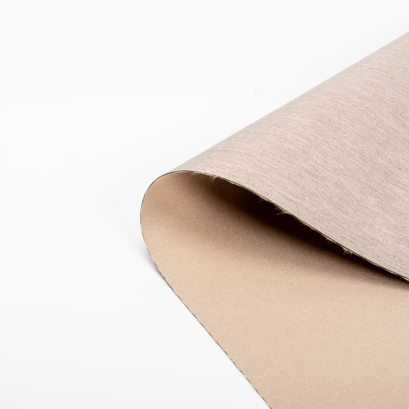 Vlamvertragend, kationisch polyester composiet verduisteringsgordijnstof voor OEM-productie | 420 g/m² | 280 cm | BS 5867 Type C