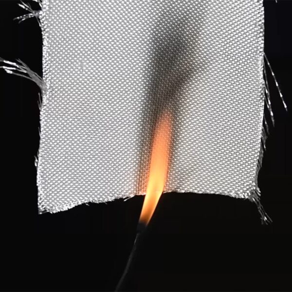 Vlamvertragend-Begoodtex-01339 Glasvezelweefsel met hoog silicagehalte (>96% SiO₂) voor thermische isolatie tot 1000°C