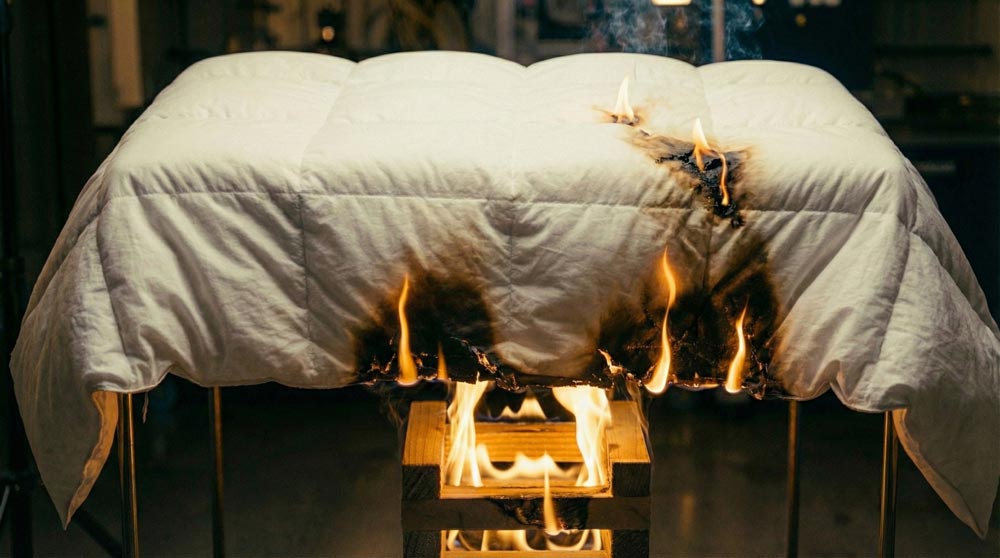 BS 7175 Source 7: Test di infiammabilità per la biancheria da letto nelle carceri del Regno Unito e negli ambienti ad alto rischio. 1 BS 7175 Source 7