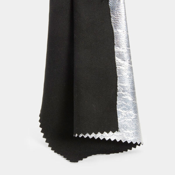 Tecido retardante de chamas Begoodtex-07004 Tecido à prova de fogo Begoodtex® OPF (B-OPF) aluminizado de alta refletividade térmica, 345 g/m², para fundição.