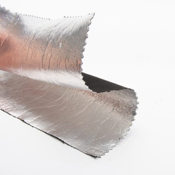Tecido retardante de chamas Begoodtex-07012 Tecido à prova de fogo Begoodtex® OPF (B-OPF) aluminizado de alta refletividade térmica, 345 g/m², para fundição.