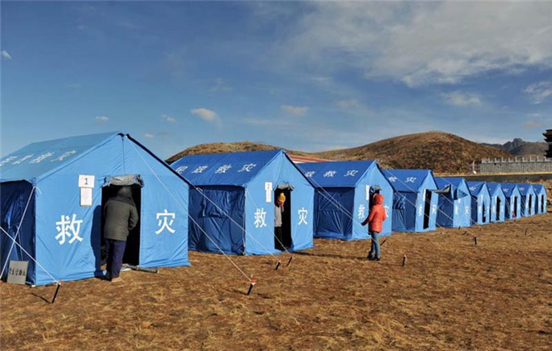 安全性が重要な仮設構造物向けの難燃性テントファブリックソリューション 8 災害救援テント