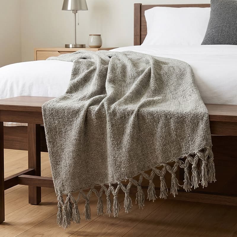 Caminho de cama em chenille de poliéster com propriedades antibacterianas e retardantes de chama inerentes, para fornecimento têxtil comercial | Tamanhos personalizados | BS 5815